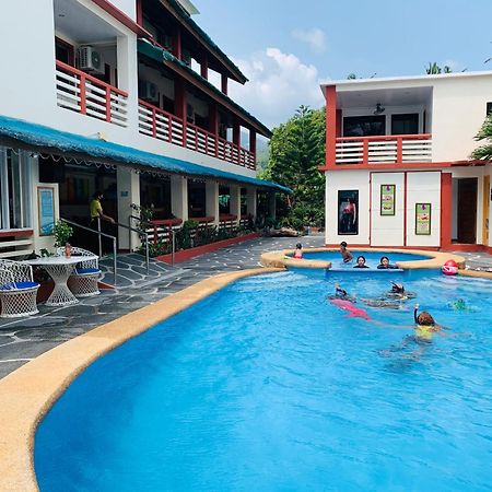 פוארטו גאלרה Badladz Staycation Condos מראה חיצוני תמונה