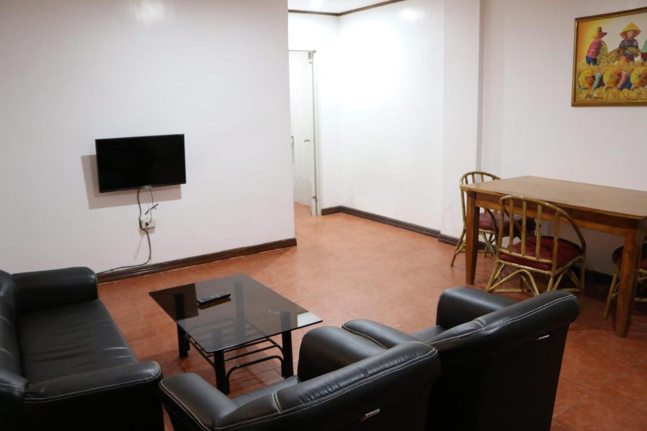 פוארטו גאלרה Badladz Staycation Condos מראה חיצוני תמונה