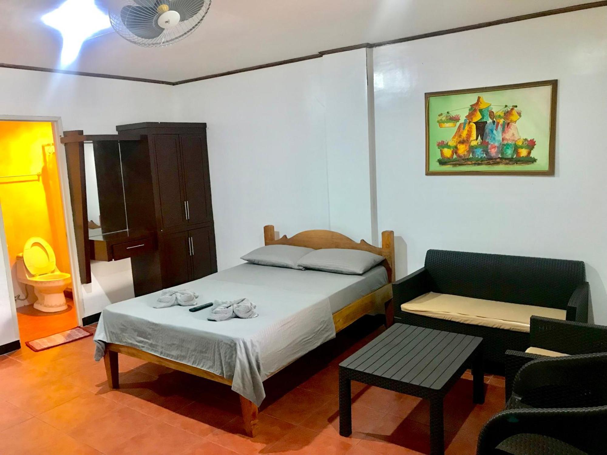 פוארטו גאלרה Badladz Staycation Condos מראה חיצוני תמונה