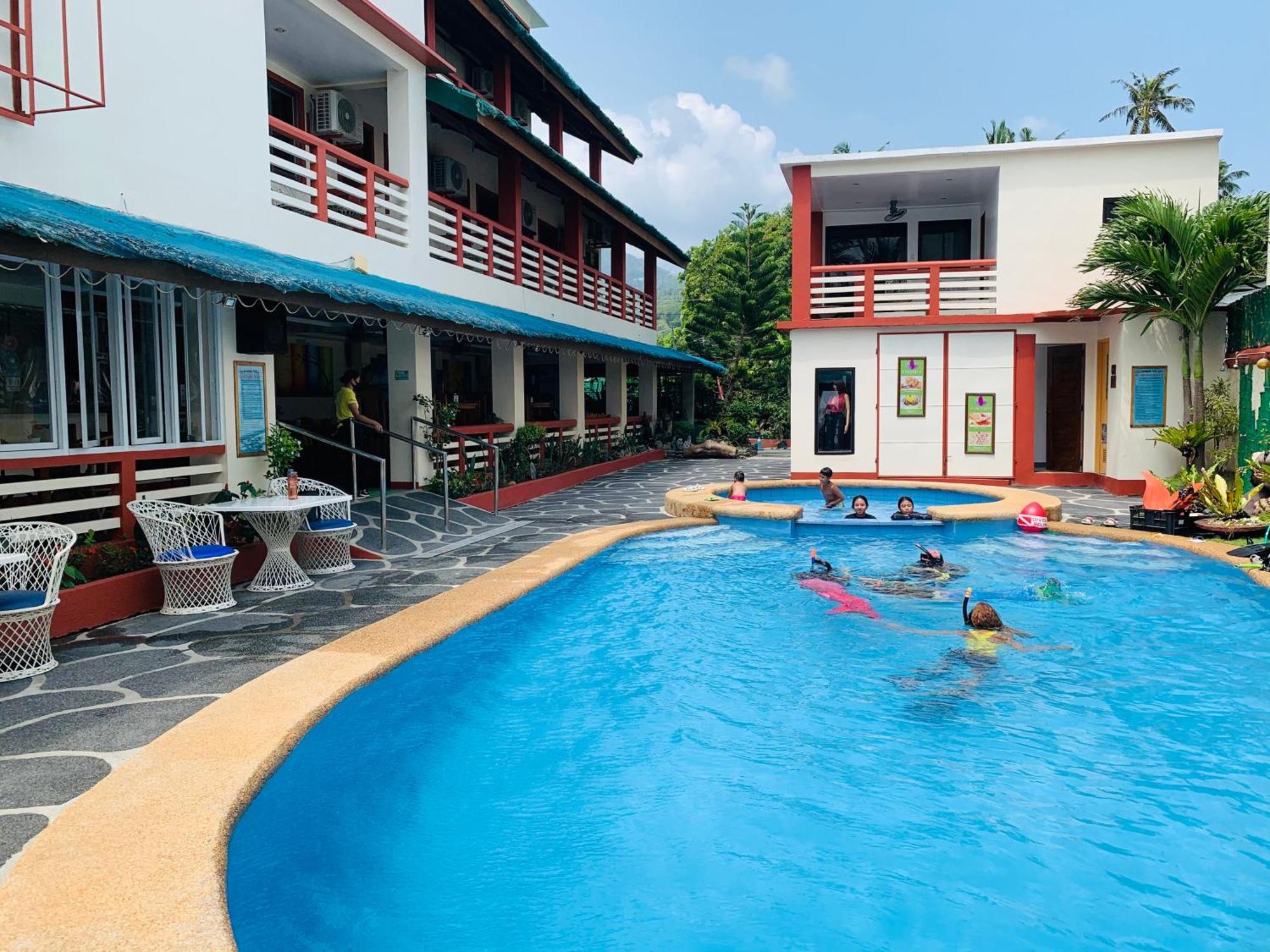 פוארטו גאלרה Badladz Staycation Condos מראה חיצוני תמונה