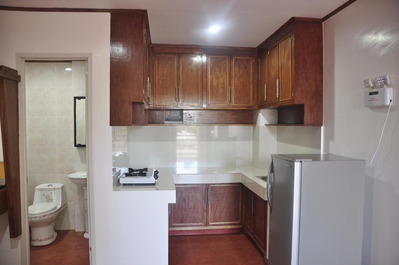 פוארטו גאלרה Badladz Staycation Condos מראה חיצוני תמונה